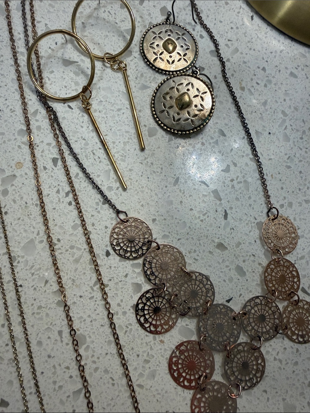 Jewelry bundle - Picture 3 of 3
